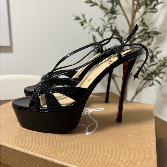 Christian Louboutin Veracite 130 Patent - Picture 1 of 6